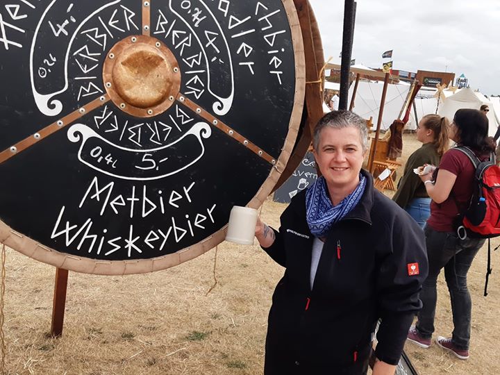 Urlaub in Norddeich... und das Whiskeybier ist der Hammer
Liebe Grüsse von den Butzis